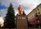 Памятник В. И. Ленину на Коммунистическом проспекте в Междуреченске