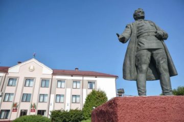 Памятник С. М. Кирову в городе Кировске Могилёвской области